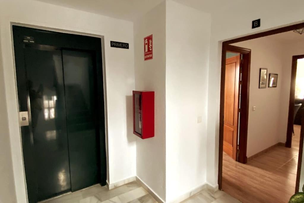 Apartamento A Unos Pasos De La Playa Рота Екстериор снимка